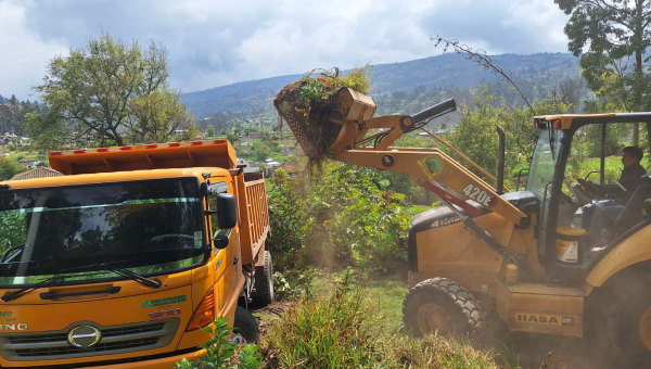 EL GADP PICAIHUA INICIA MANTENIMIENTO VIAL EN TODA LA PARROQUIA